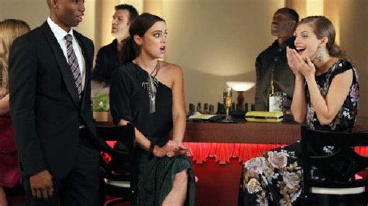 90210 Recap: Annie’s ‘Author X’ Reveal Wreaks Havoc On Her Family