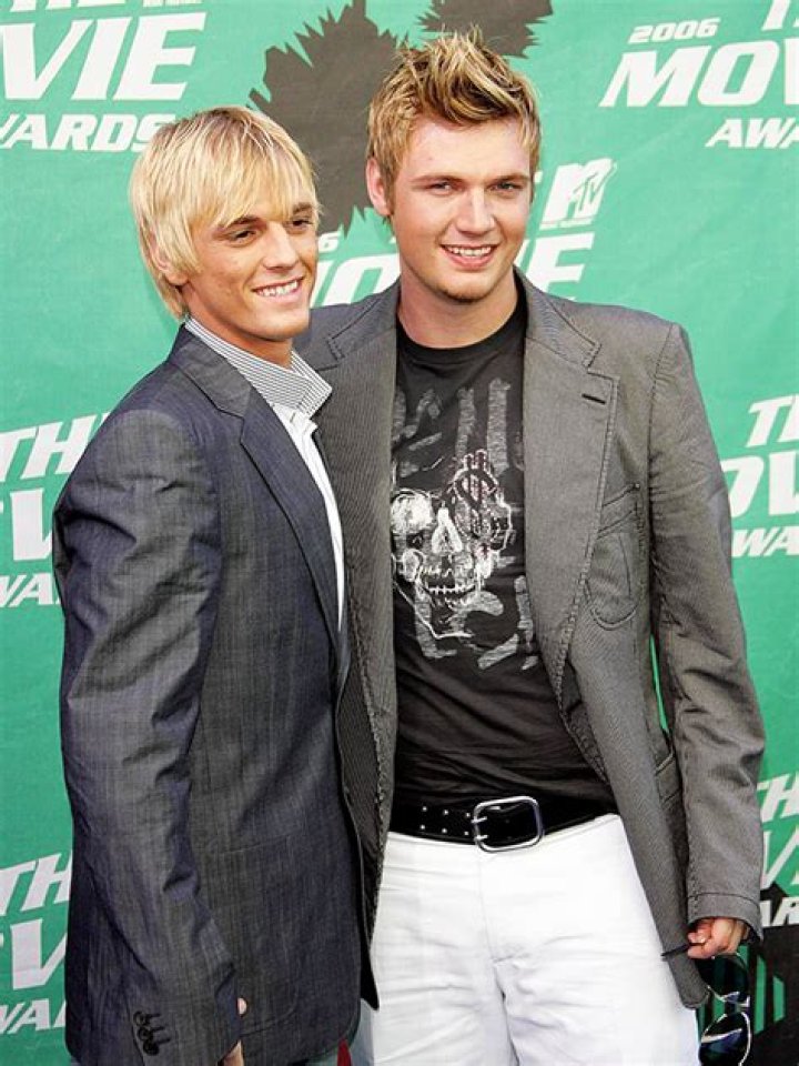 Aaron Carter & Brother Nick Carter Ended Their Feud Before His Death – Hollywood Life