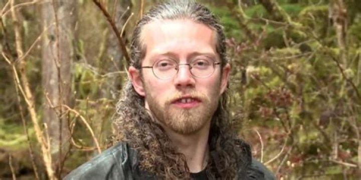 ‘Alaskan Bush People’s Bear Brown Talks Late Dad Billy: Interview – Hollywood Life