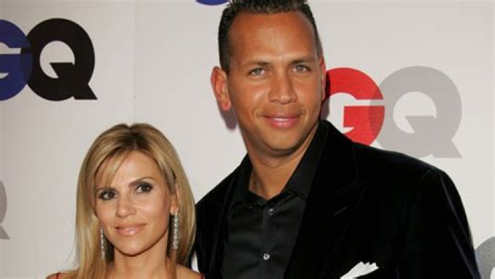 Alex Rodriguez Works Out With Ex-Wife Cynthia Scurtis Amid J.Lo & Ben Affleck’s Rekindled Romance
