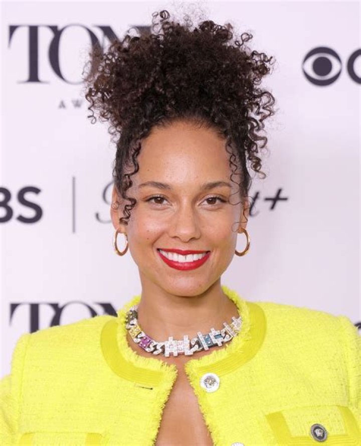 Alicia Keys – Hollywood Life