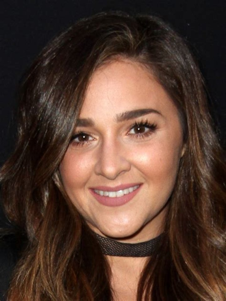 Alisan Porter Celebrity Profile – Hollywood Life