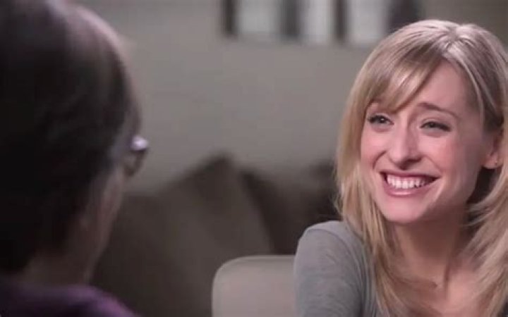 Allison Mack Raves About Alleged ‘Sex Cult’ In Recruitment Testimonial Video — Watch
