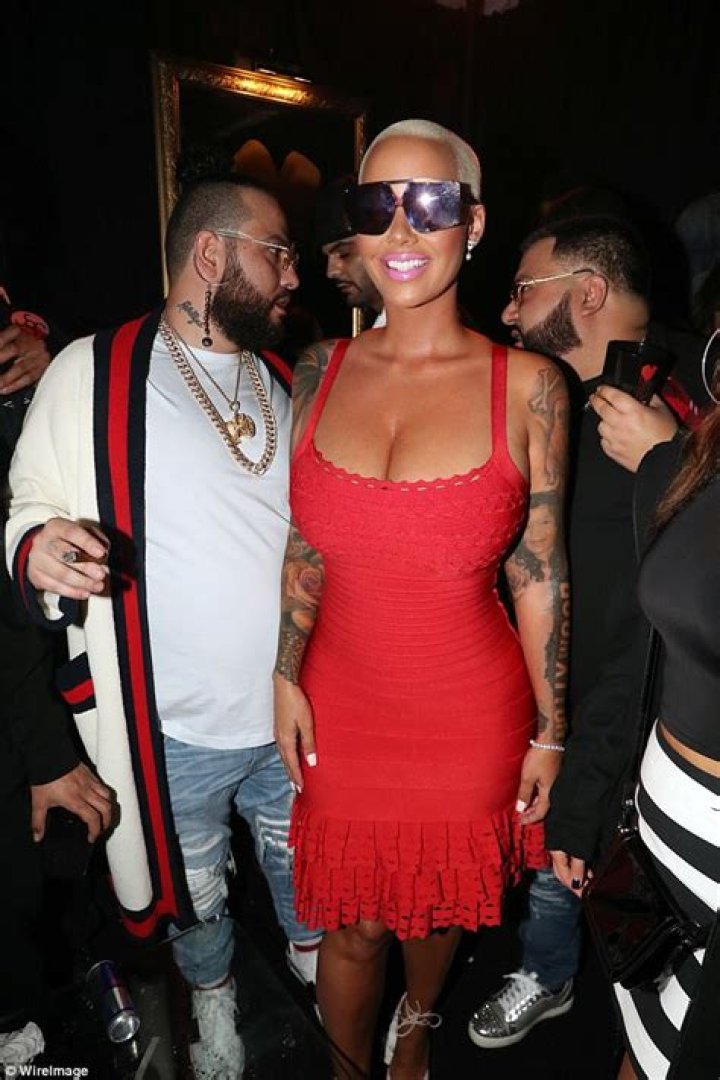 Kanye West’s Ex Amber Rose Rubs Shoulders With His Nemesis Drake At LA Party – Pics
