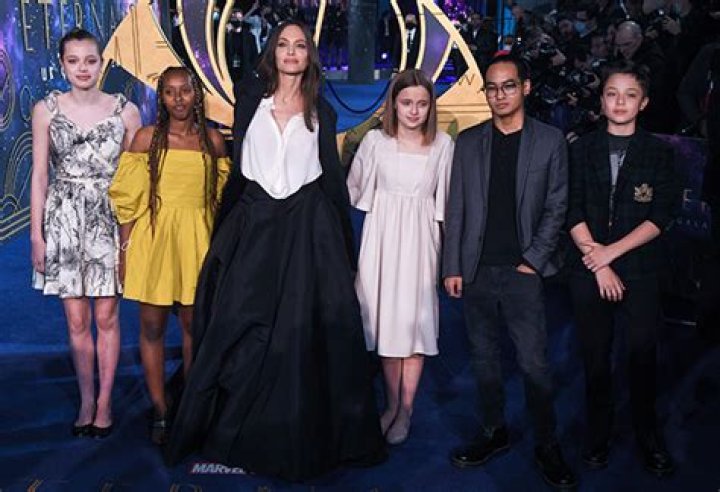 Angelina Jolie Says ‘Having Children Saved Me’ In ‘Vogue’ Interview – Hollywood Life