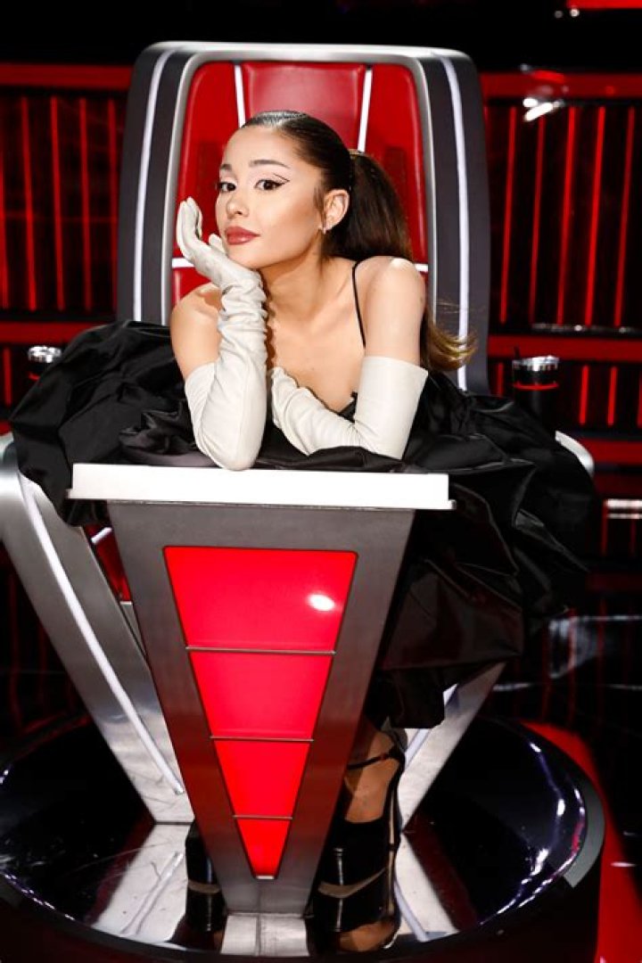Ariana Grande Joins ‘The Voice’ Season 21 & Is Replacing Nick Jonas – Hollywood Life