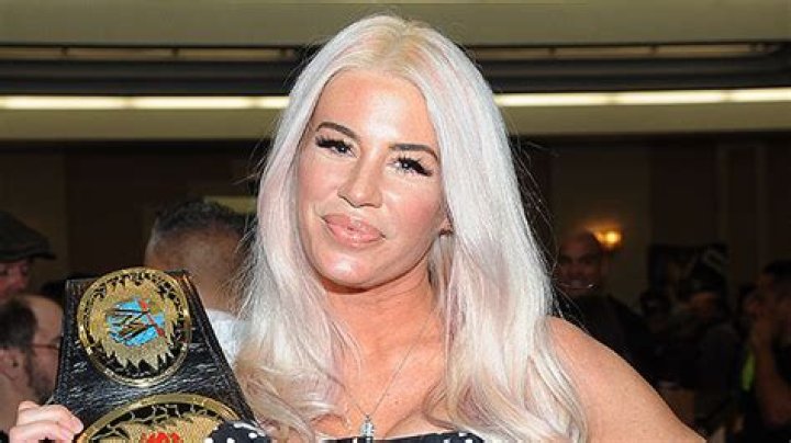 Ashley Massaro’s Daughter, 18, Mourns WWE Star, 39, After Death: ‘Please Come Back’