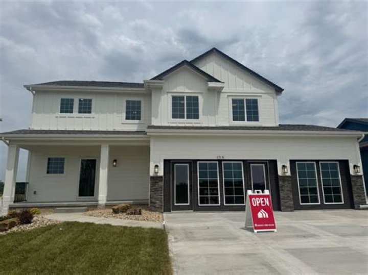 Aye B ‘At Home’ Interview: Exclusive – Hollywood Life