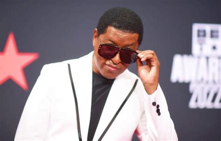 Babyface Slays Performance Of ‘Keeps On Fallin’ With Ella Mai At 2022 BET Awards: Watch