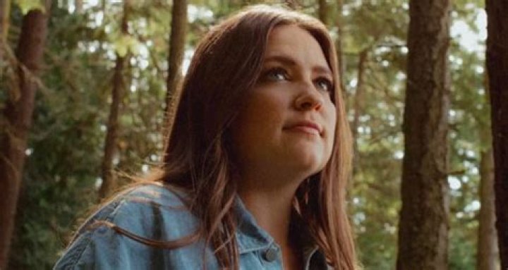 Bebe Wood Debuts ‘Don’t Call me Flower’ Songs & Music Video: Watch – Hollywood Life