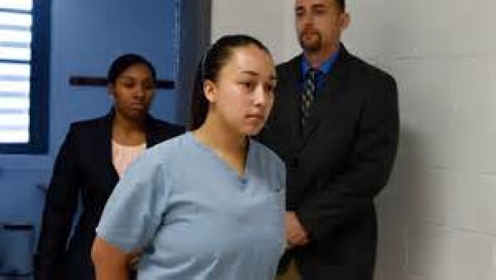 Bella Thorne Livid Over Cyntoia Brown’s Prison Sentence: ‘I F***ing Hate Our System’