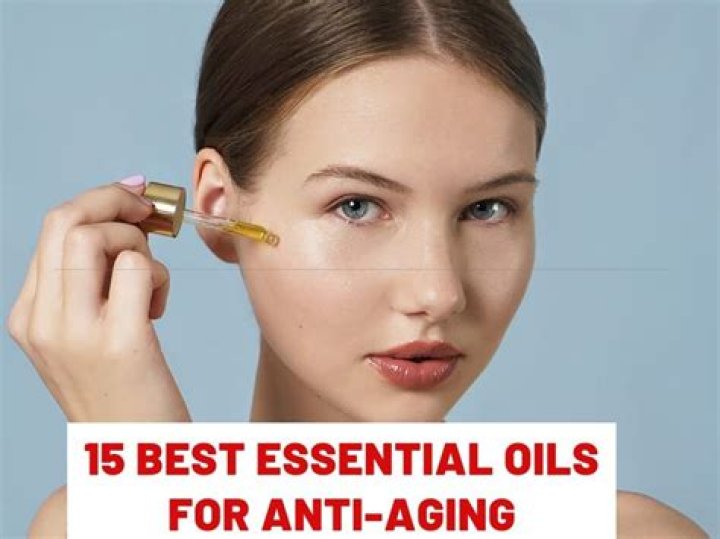 Over 14,000 People Say This $14 Anti-Aging ‘Miracle Oil’ Made Their Skin Look Younger