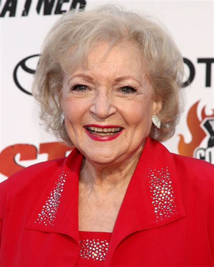 Betty White Celeb Profile – Hollywood Life