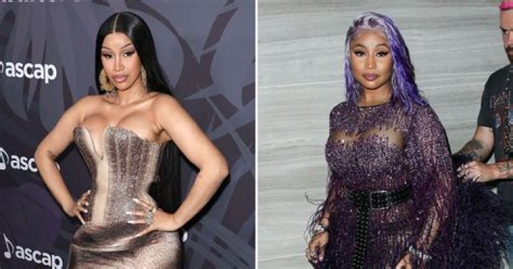 Fans Think She’s Team Cardi – Hollywood Life