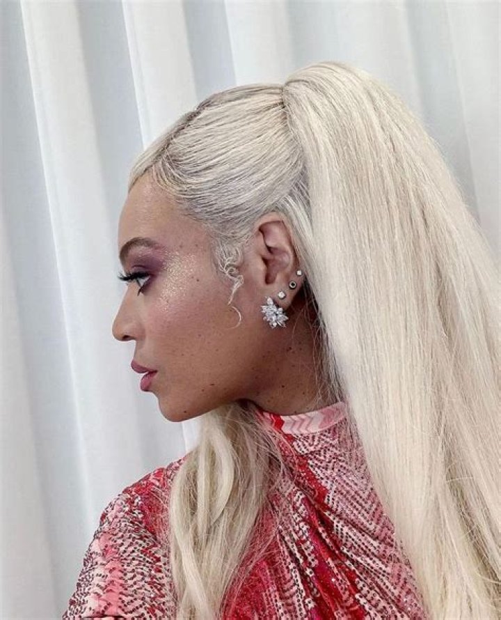 Beyonce’s Platinum Blonde Hair — See Her New Instagram Pics – Hollywood Life