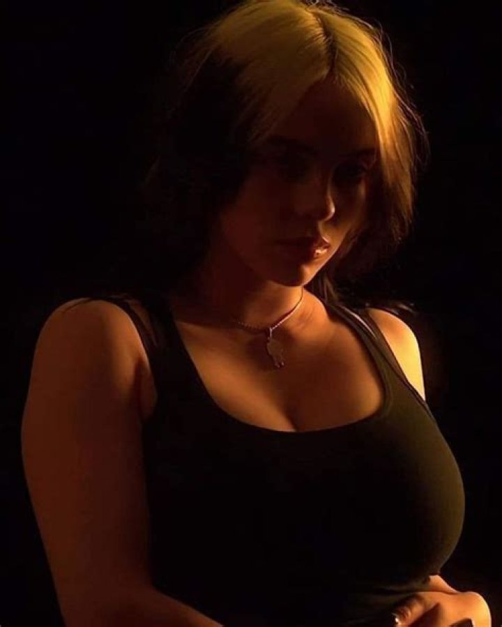 ‘This Is How I Look’ – Hollywood Life