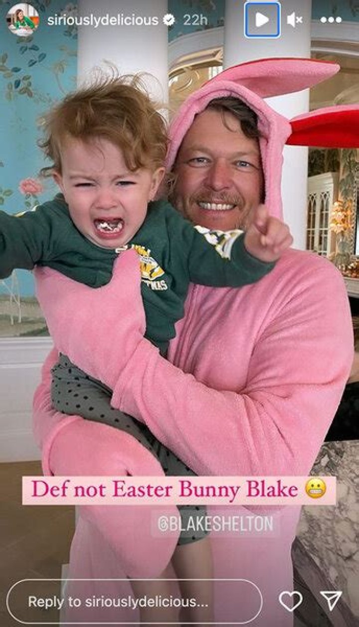 Blake Shelton Dresses Up As Easter Bunny: Video – Hollywood Life