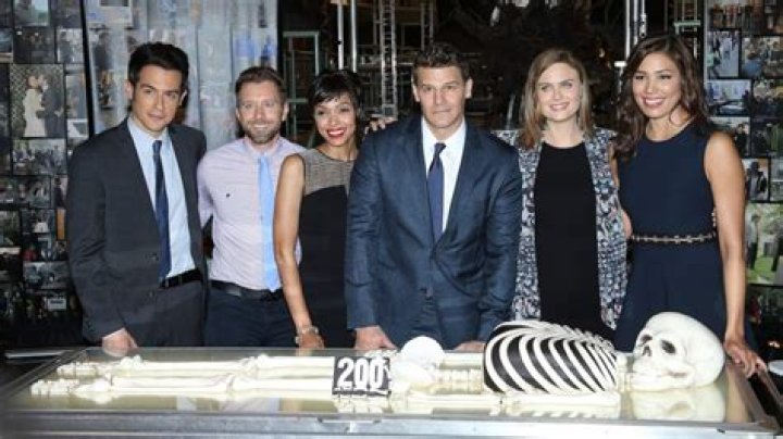 ‘Bones’ Cast Then & Now — Photos