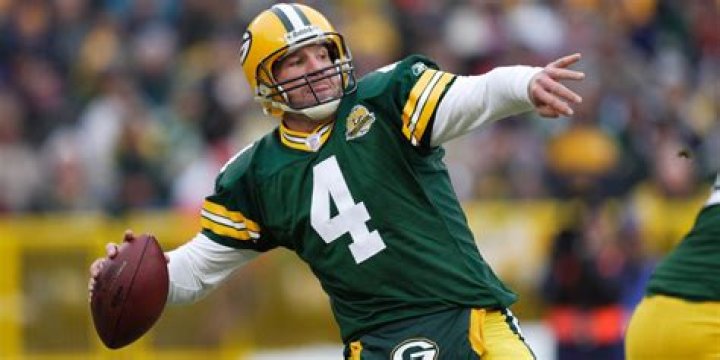 Brett Favre: Pics – Hollywood Life