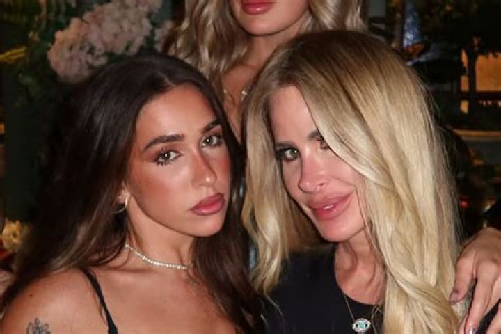 Brielle & Ariana Biermann Look So Much Like Mom Kim With Plumped Lips For Sister’s Trip