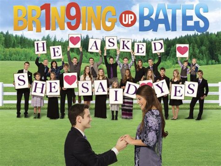 Katie Gets A Birthday Gift From Travis – Hollywood Life