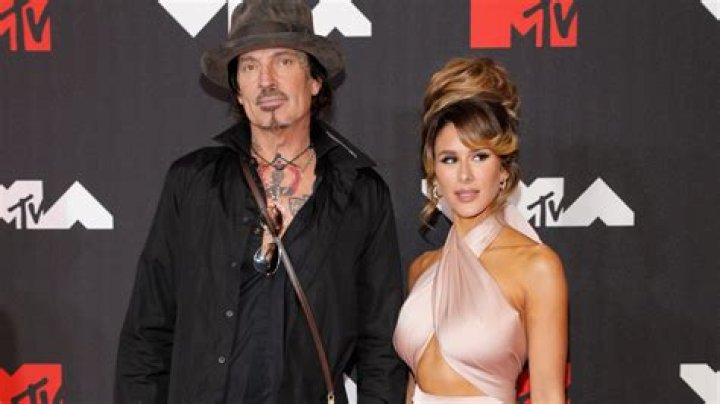 Husband Tommy Lee Loves It – Hollywood Life