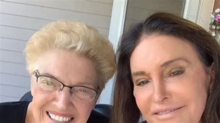 ‘Love You, Mom’ – Hollywood Life