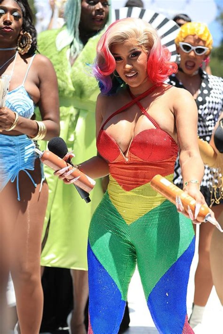 Cardi B’s Rainbow Jumpsuit At Pride Parade: Photo – Hollywood Life