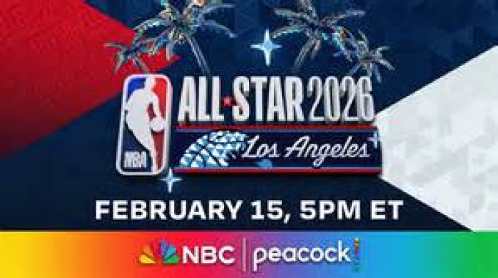 Carly Rae Jepsen Sings Sweet Canadian Anthem At NBA All-Star Game – Hollywood Life