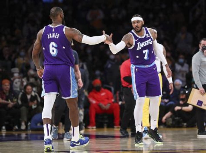 Carmelo Anthony Reveals LeBron James Once Saved His Life At Sea – Hollywood Life