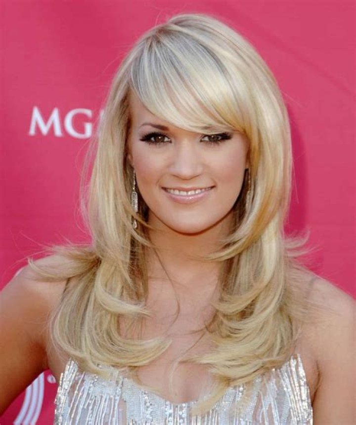 Carrie Underwood’s Haircut — Choppy New Bangs – Hollywood Life