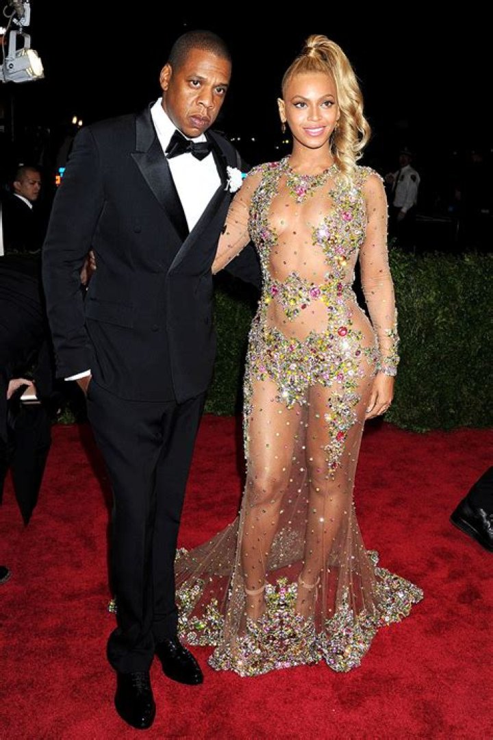 Celebrity Couples Who Tried To Keep Relationships Secret — PICS