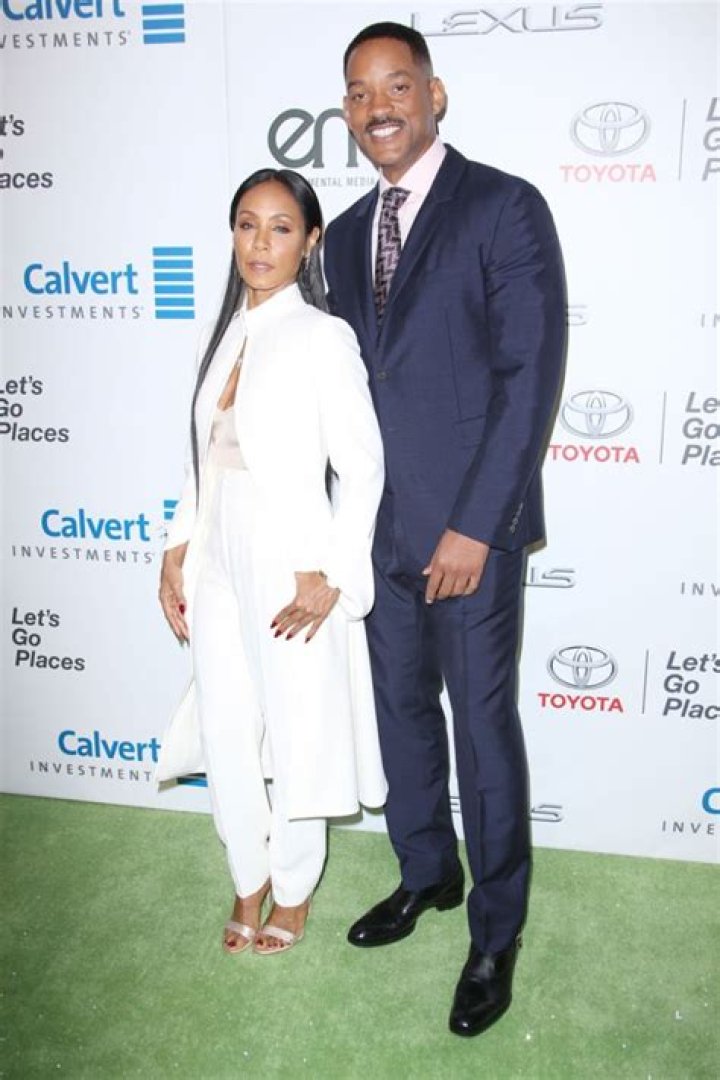 Celebrity Couples With The Biggest Height Differences — SEE PICS