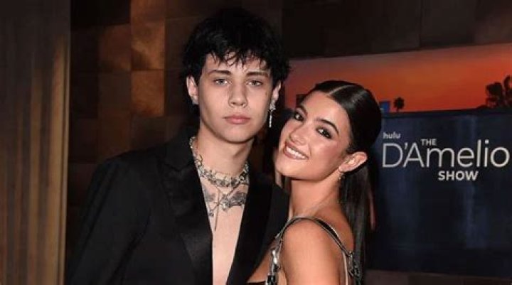 ‘Early Stages’ – Hollywood Life