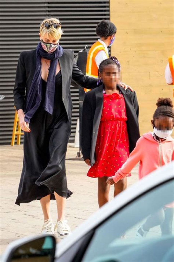 Charlize Theron Takes Daughters Jackson & August Shopping — Photos – Hollywood Life