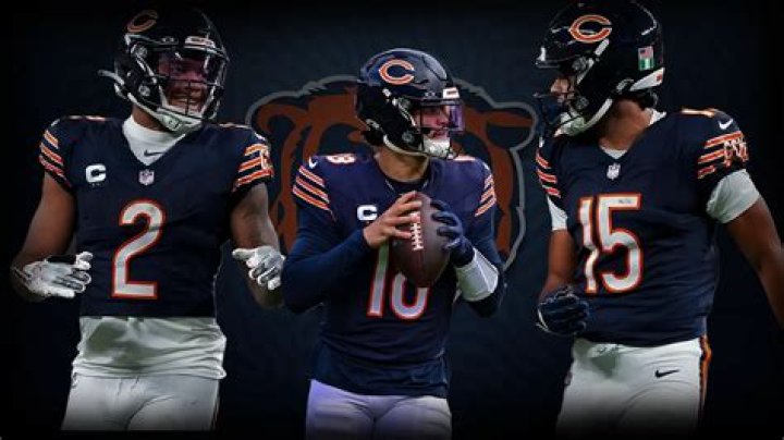 Photos Of The NFL Team’s Hottest Hunks – Hollywood Life