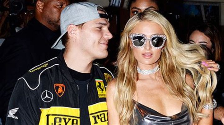 Chris Zylka ‘Still Loves’ Paris Hilton After Split – Hollywood Life