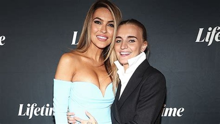 Chrishell Stause & G Flip Not Legally Married: Report – Hollywood Life