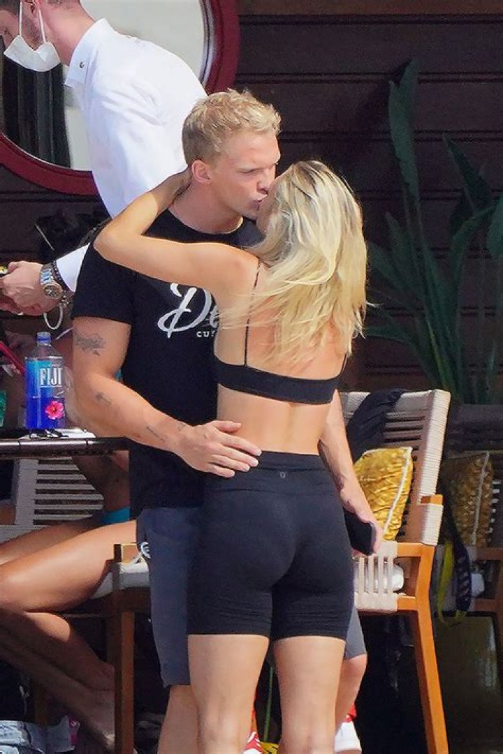 Cody Simpson Passionately Makes Out With His Hot New Bikini-Clad Girlfriend — See Sexy PDA Pics