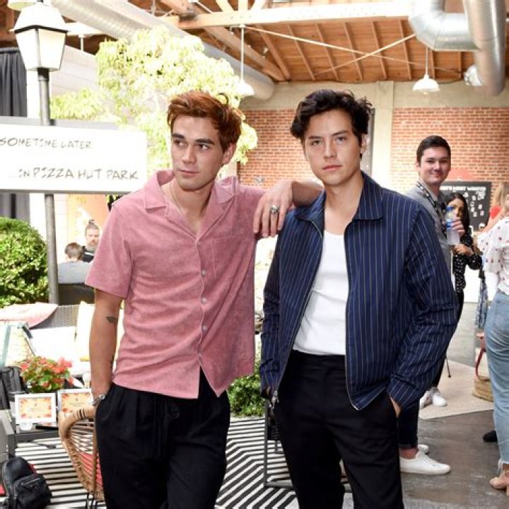 ‘It’s Very Cute’ – Hollywood Life