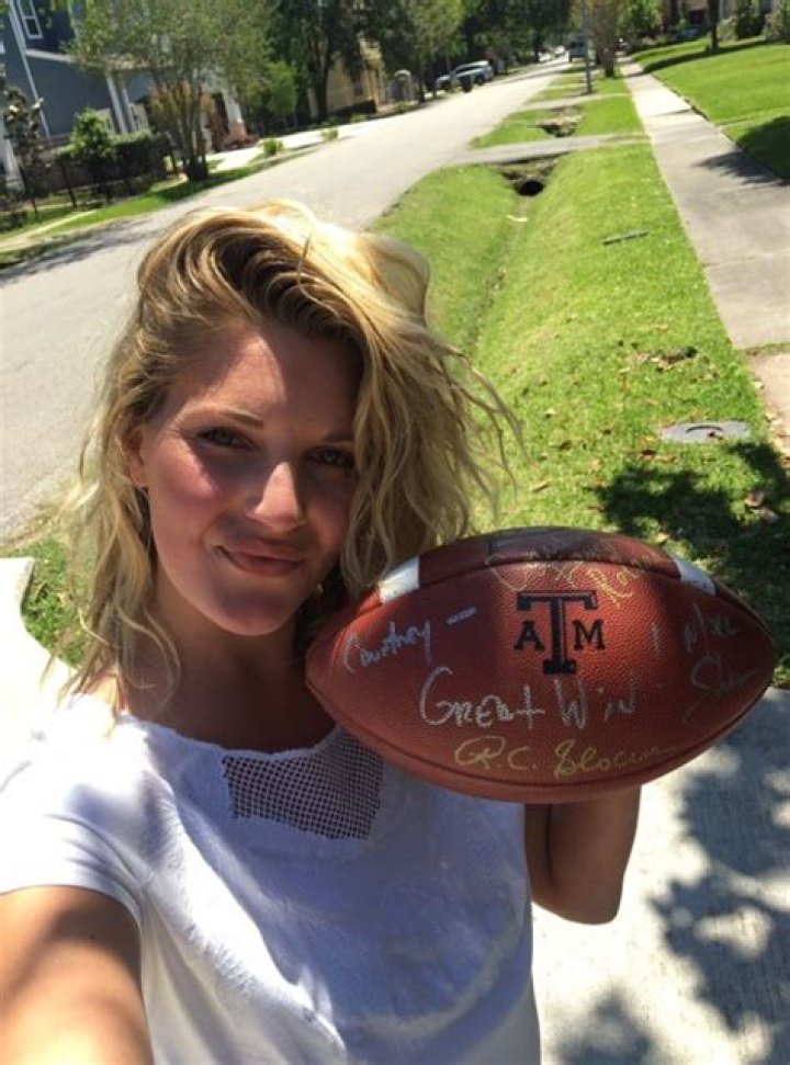 Courtney Roland — Photos