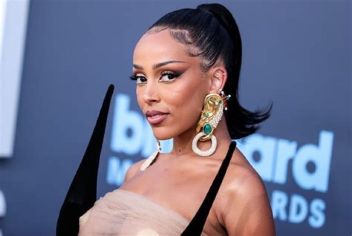 Doja Cat Defends Her Famous Online Feuds: I ‘Will Gladly Join’ Internet Fights