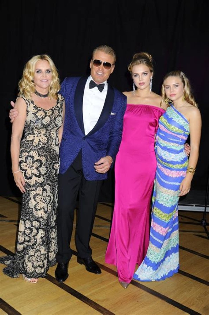 See Photos of the Actor With His Kids – Hollywood Life