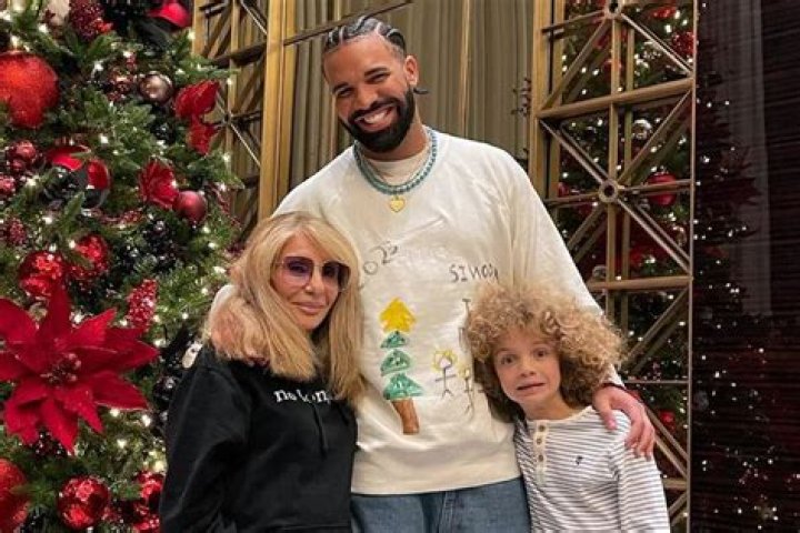Drake Can’t Wait To Spend Christmas With His Son In Toronto: He ‘Loves Showing Him Off’