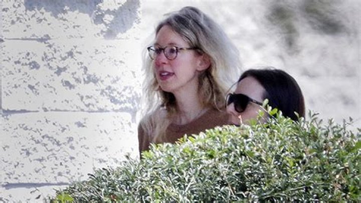 Elizabeth Holmes Starts 11-Year Prison Sentence: Photos – Hollywood Life