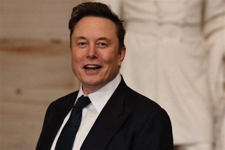Elon Musk ‘Eager’ To Mock ‘Everything’ While Hosting ‘SNL’: ‘He Just Wants To Have Fun’