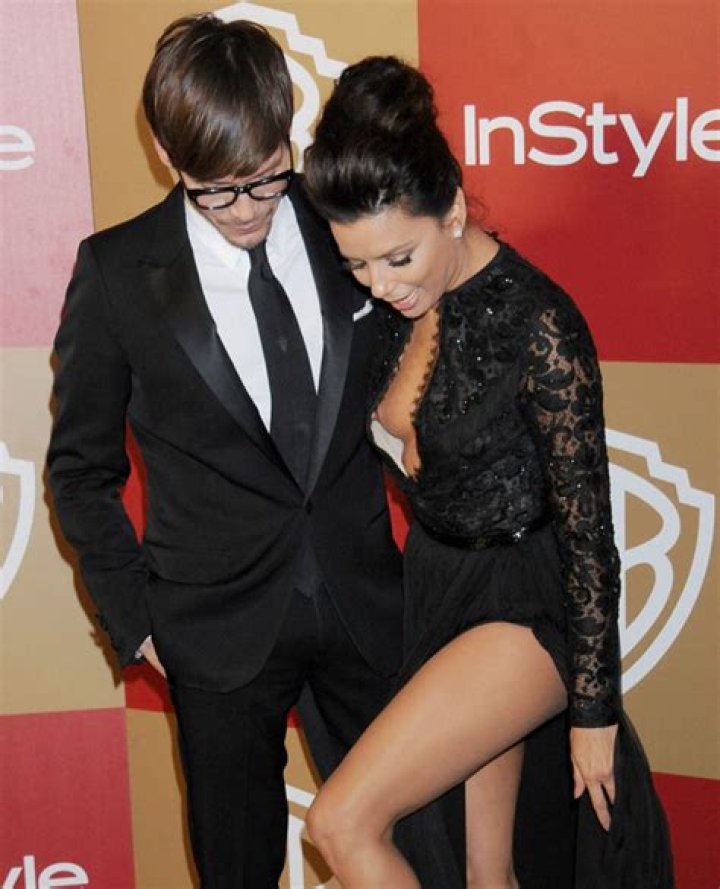 Eva Longoria Wardrobe Malfunction — Nip Slip & Pops Out Of Dress – Hollywood Life