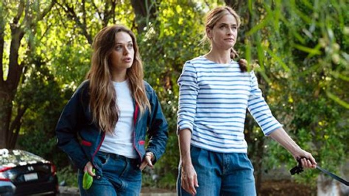 Amanda Peet & Alyssa Jirrels On Beth & Ellen’s ‘Complicated’ Relationships With Dan In ‘Fatal Attraction’ (Exclusive)