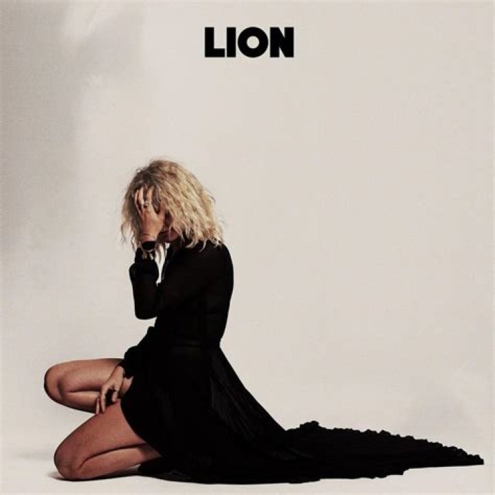 Frances Lion Escapes From A ‘Suffocating’ Love In The ‘Van Sessions’ Version Of Her Song ‘Garden’