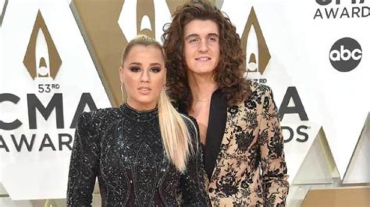 Gabby Barrett Stuns In Makeup Free Photo With Husband Cade Foehner & Baby Baylah May